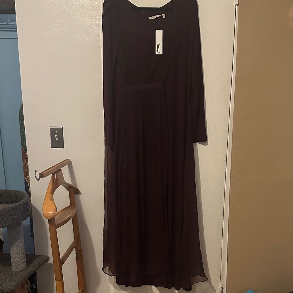 Nwt soft surroundings deep burgundy floor length formal 1970s with chiffon cape